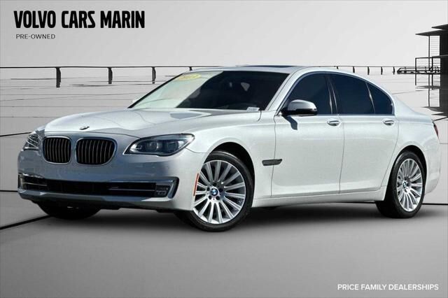 BMW 740i
