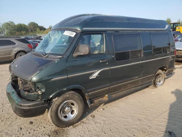 Dodge Ram Van