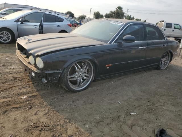 Jaguar XJR