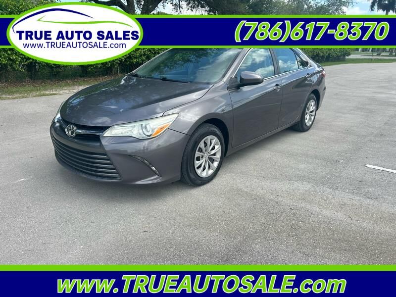 2016 TOYOTA Camry