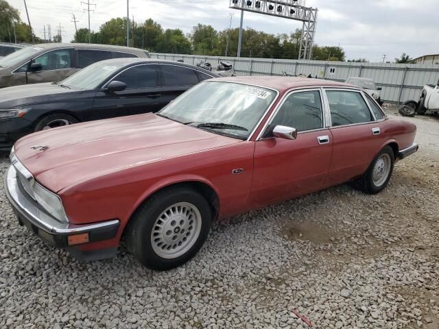 Jaguar XJ6