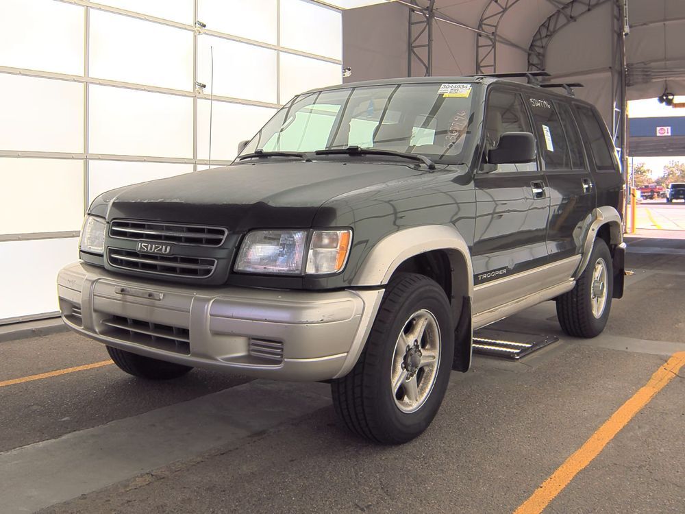Isuzu Trooper