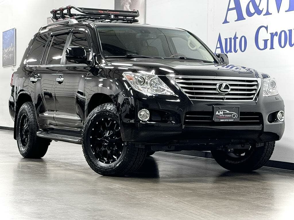 Lexus LX