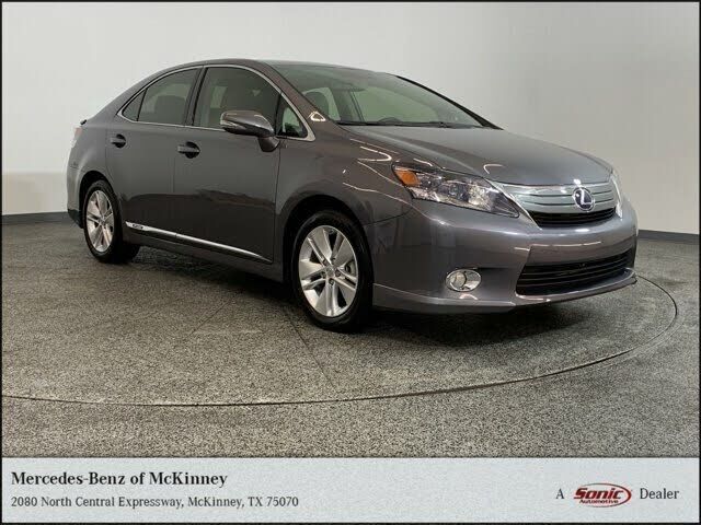 Lexus HS
