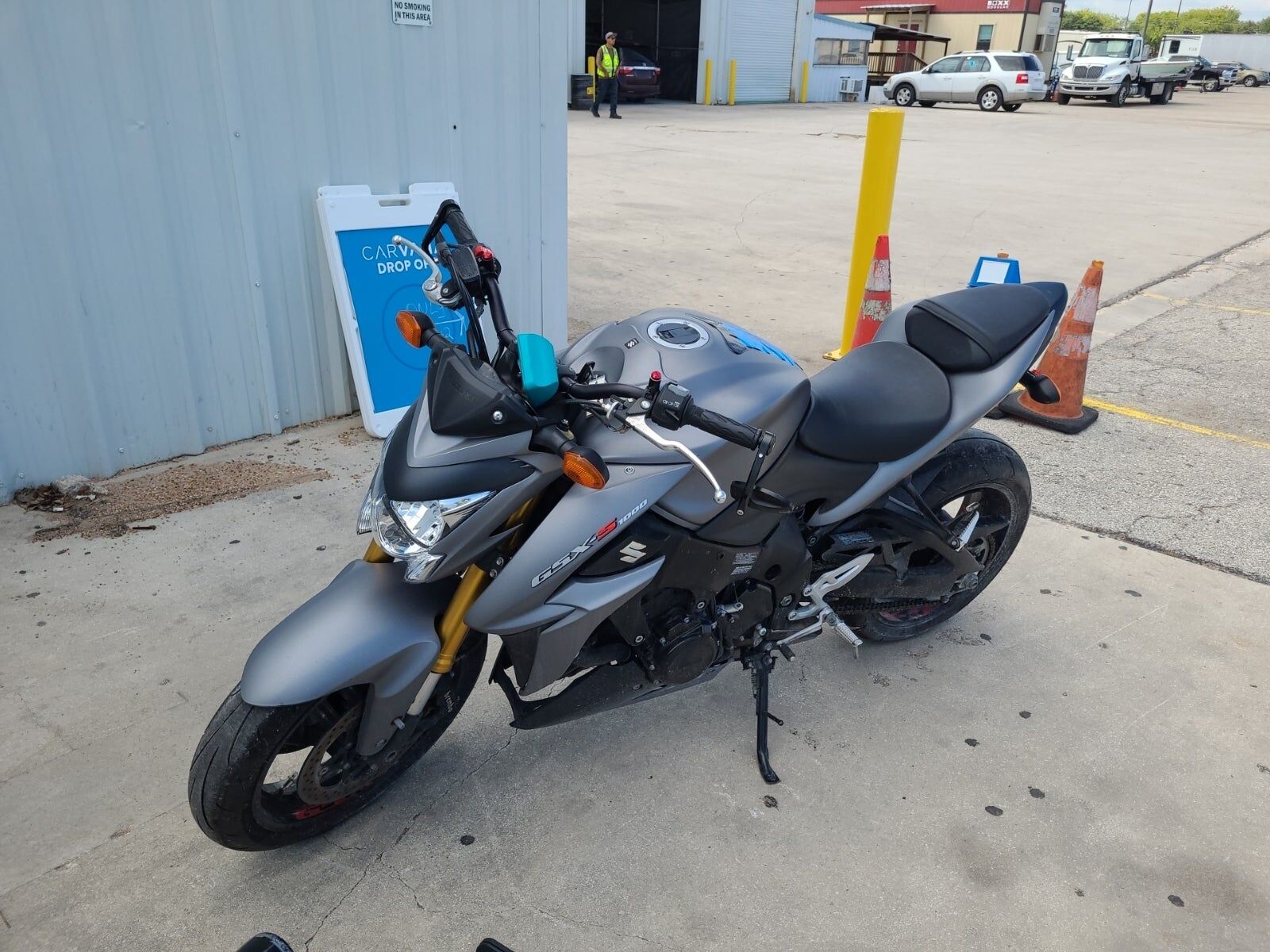 SUZUKI