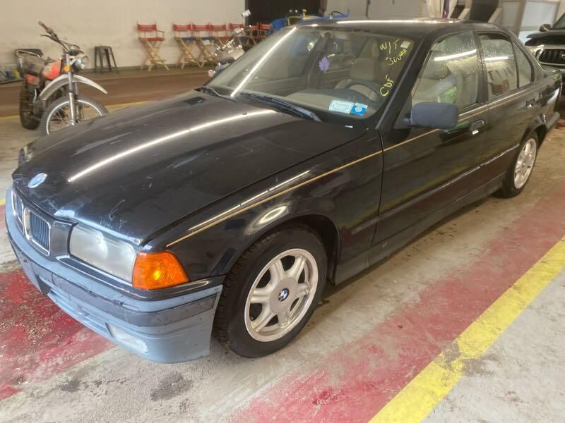 BMW 318i