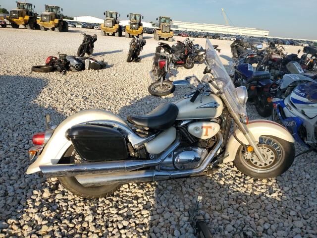 Suzuki VL800K