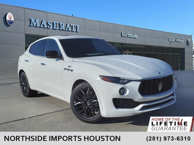 2024 MASERATI Levante