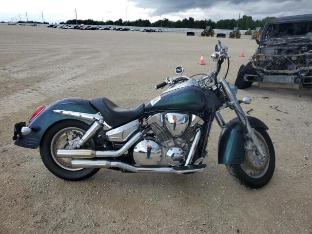Honda VTX1300R