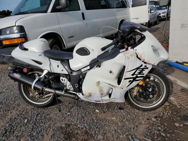 Suzuki GSX1300R