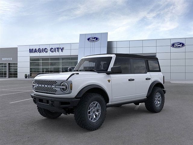 2024 FORD Bronco