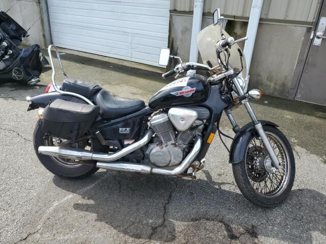 Honda VT600C (SHADOW VLX)