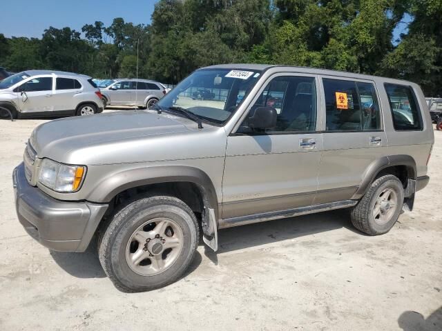 Isuzu Trooper