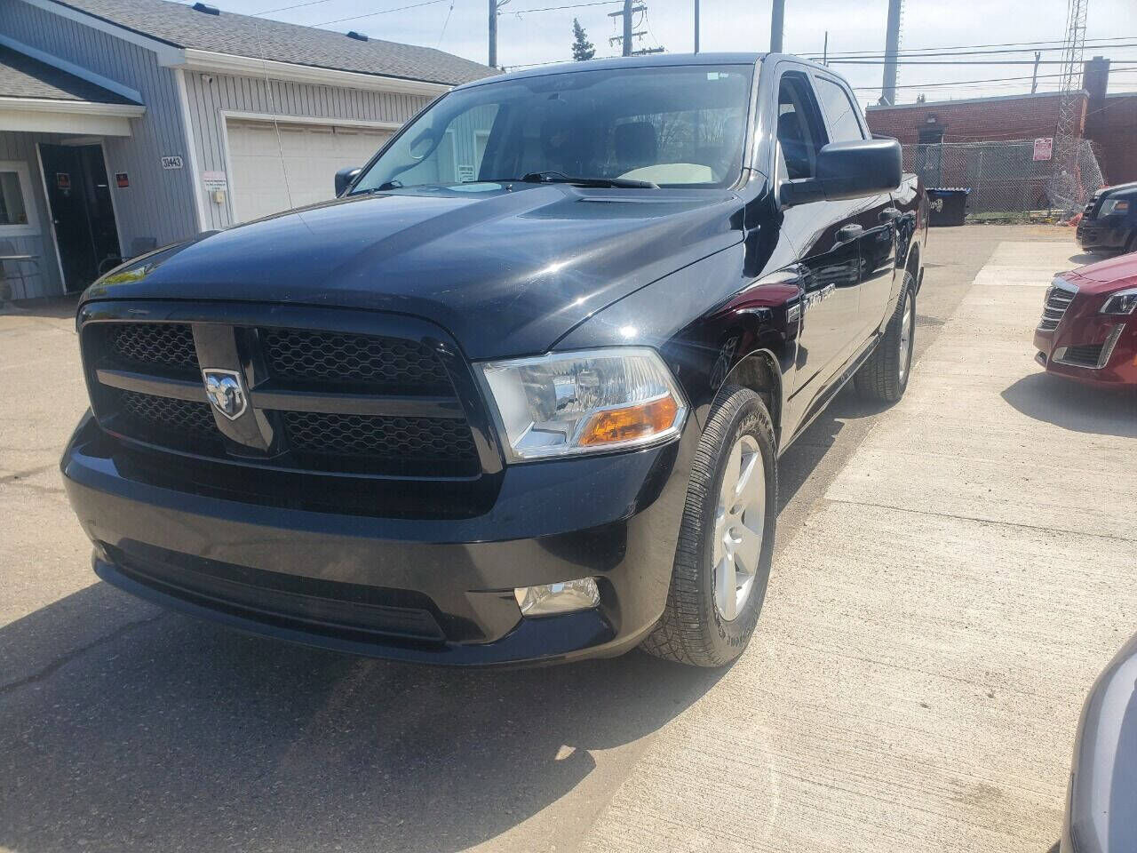 2012 DODGE Ram
