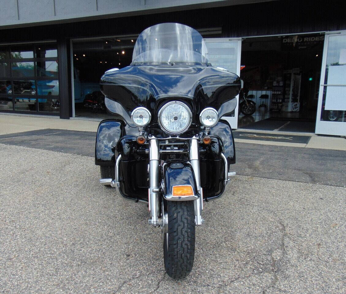 2013 HARLEY DAVIDSON Tri Glide Ultra Classic