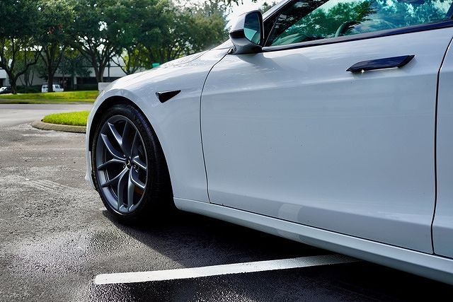 2021 TESLA Model S