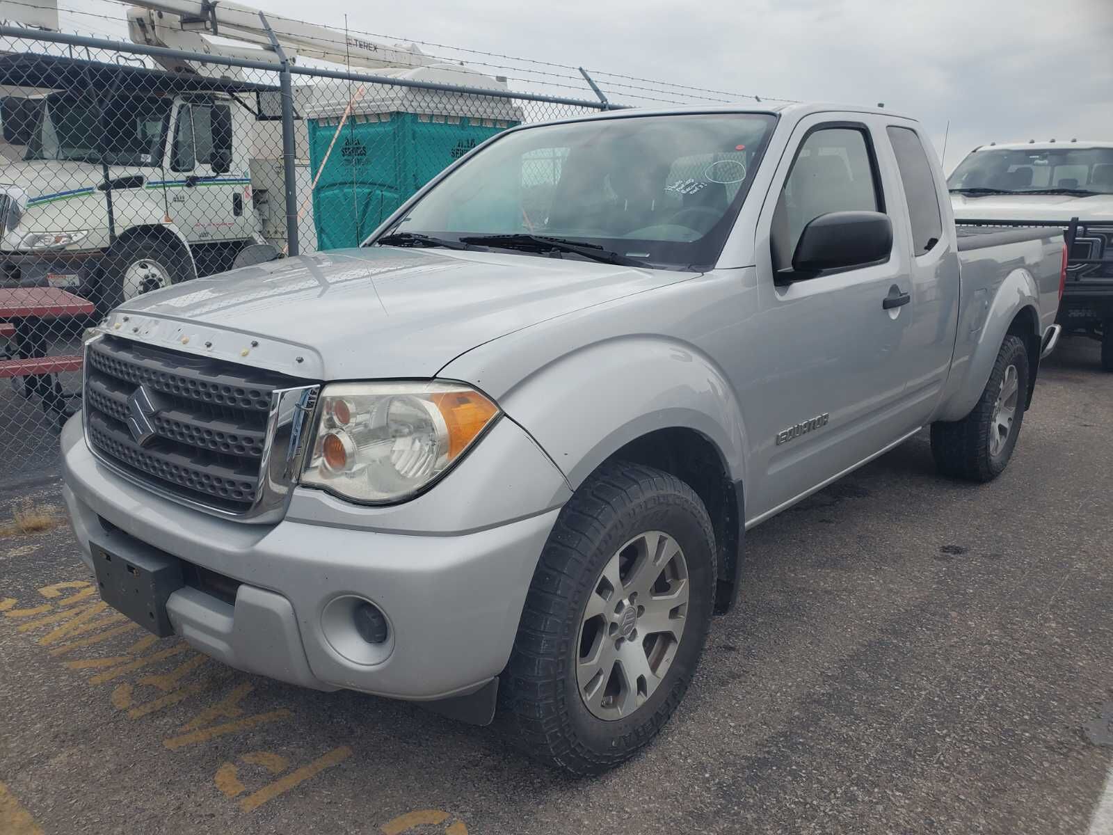 Suzuki Equator