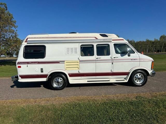 Dodge Ram Van