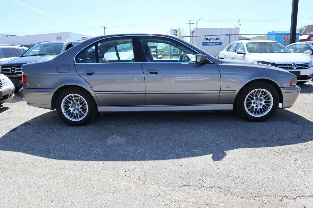BMW 530i