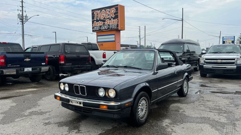 BMW 325i