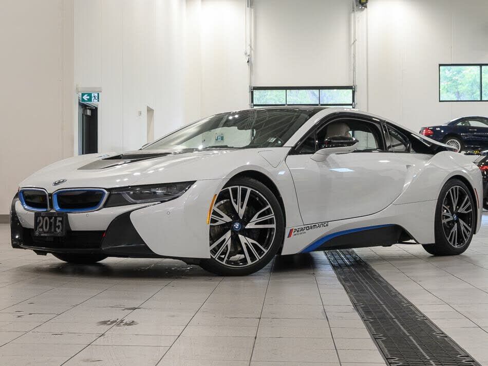 BMW i8