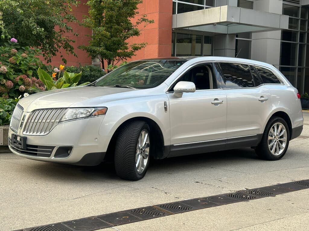 Lincoln MKT