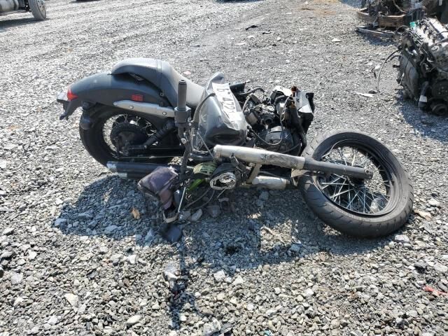 Honda VT750 (Shadow Phantom)