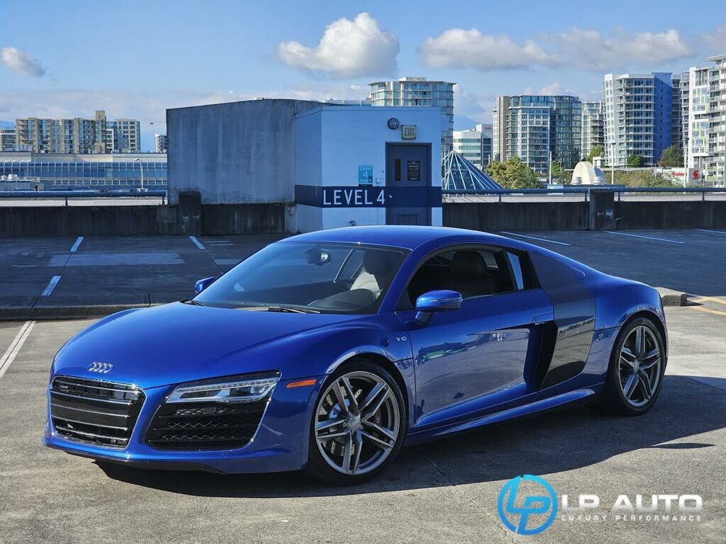 Audi R8