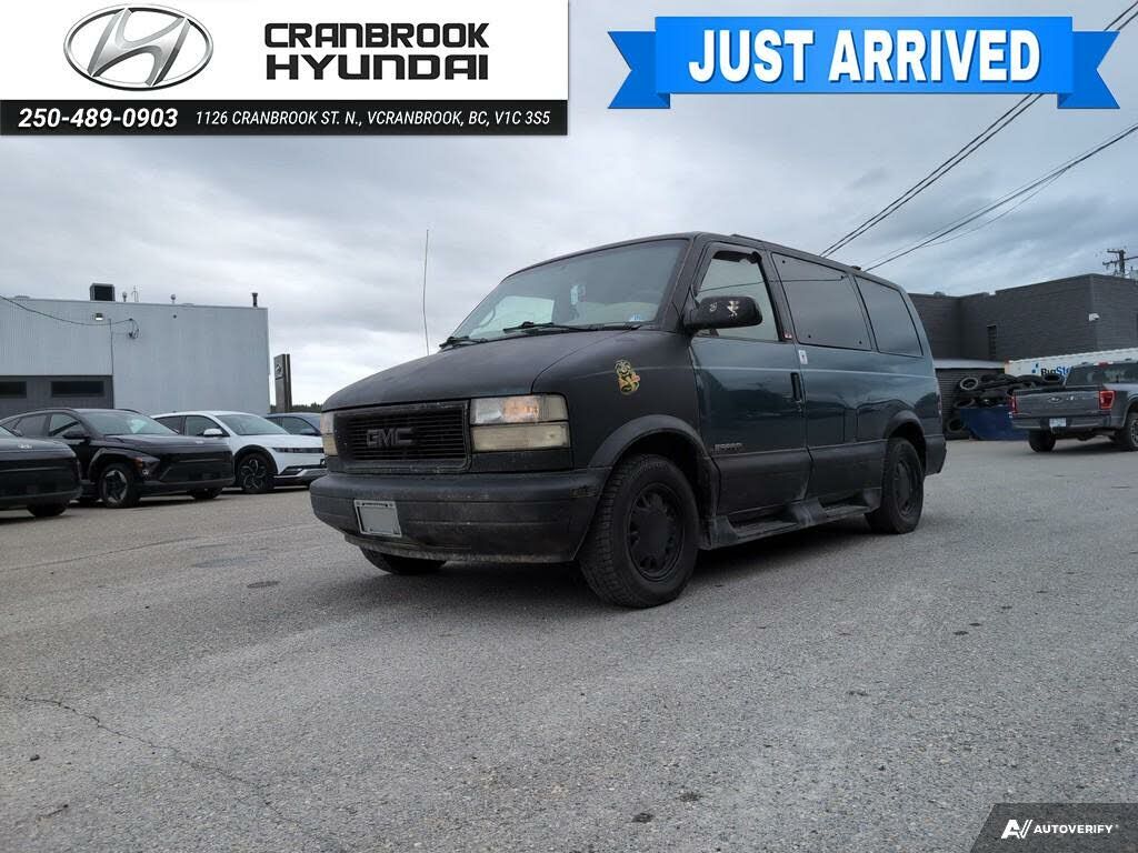 GMC Safari