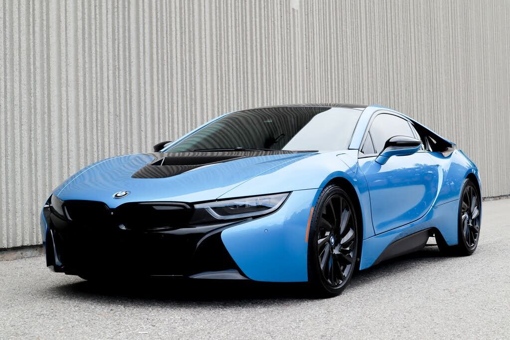 BMW i8