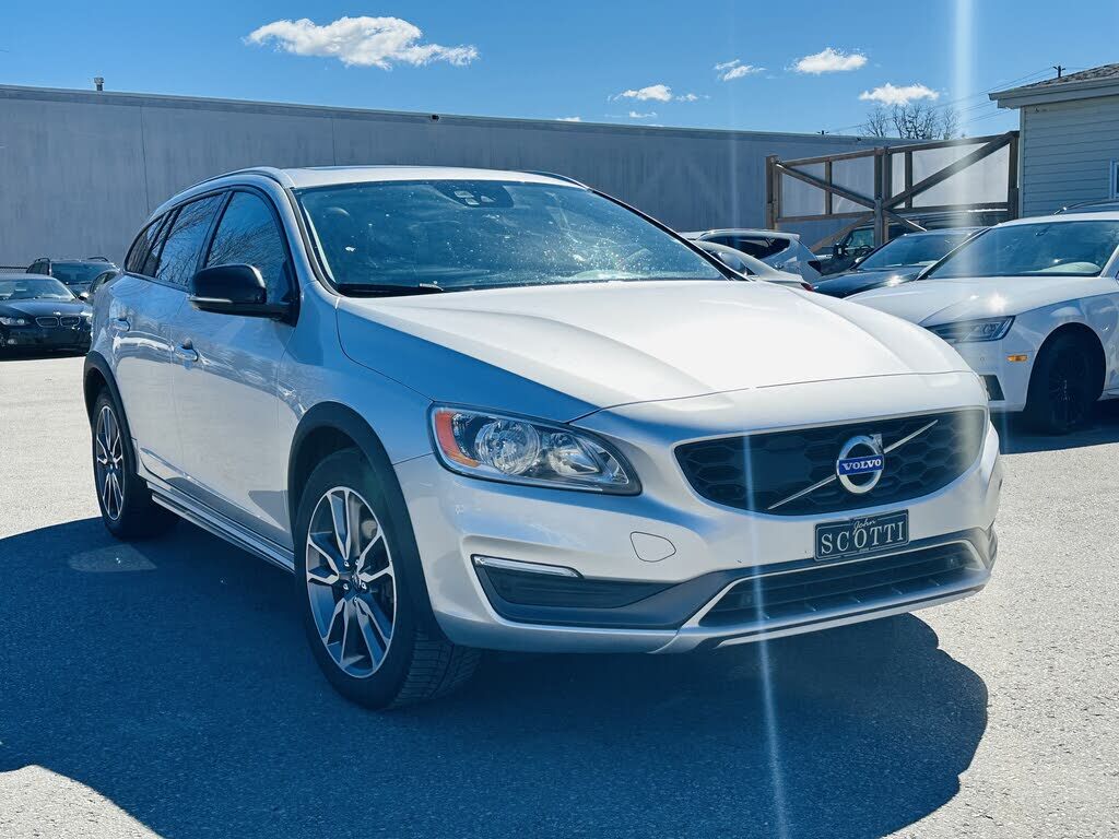 Volvo V60CC