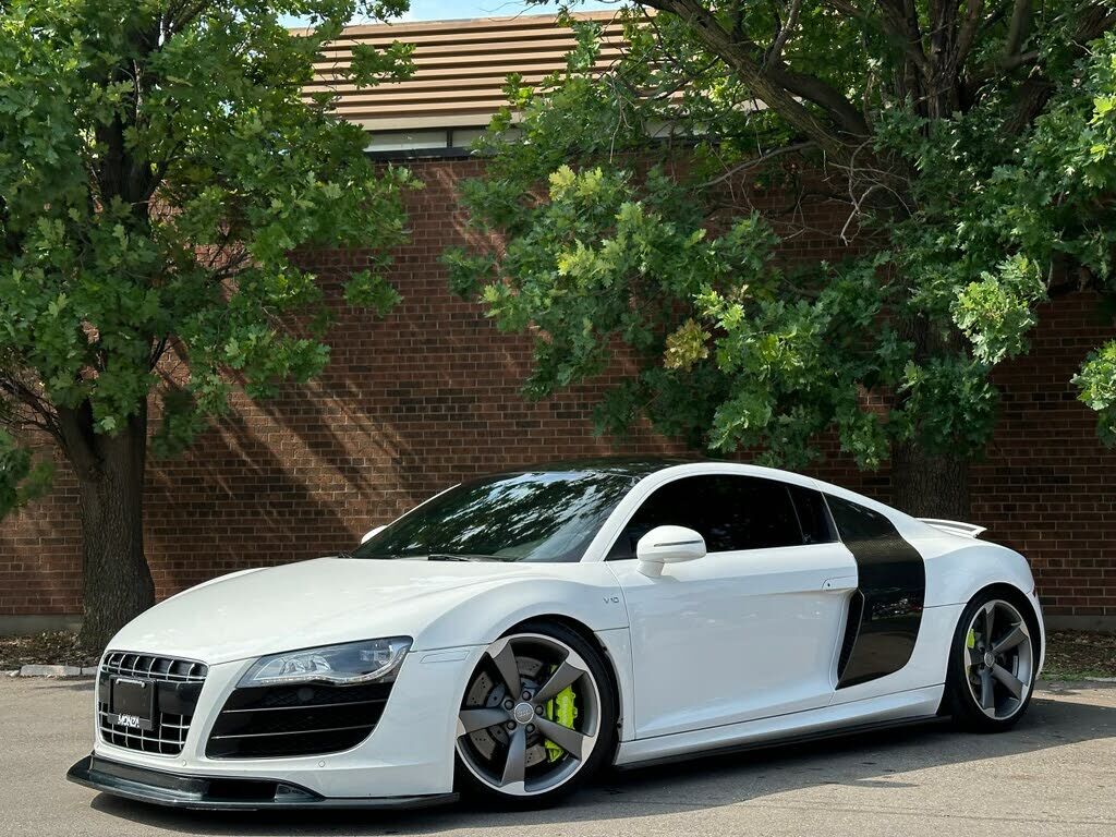 Audi R8