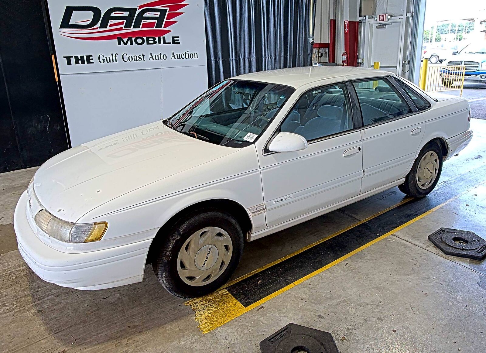 Ford Taurus