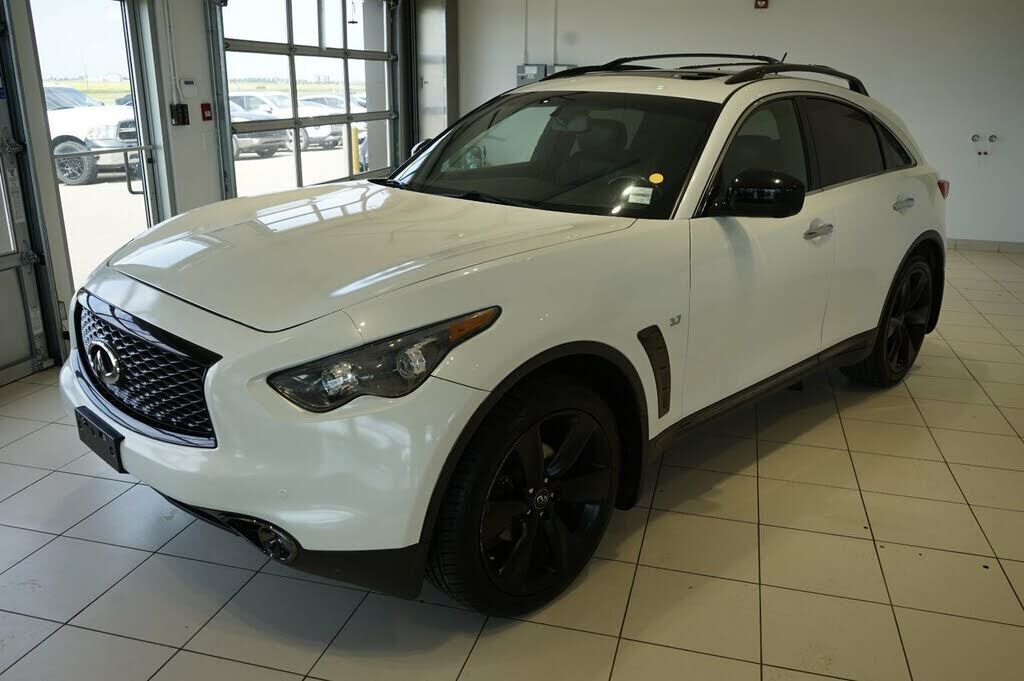 Infiniti QX70