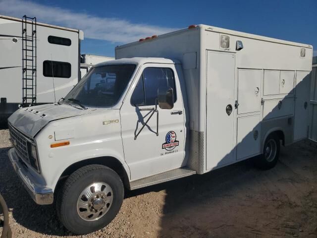 Ford E-350