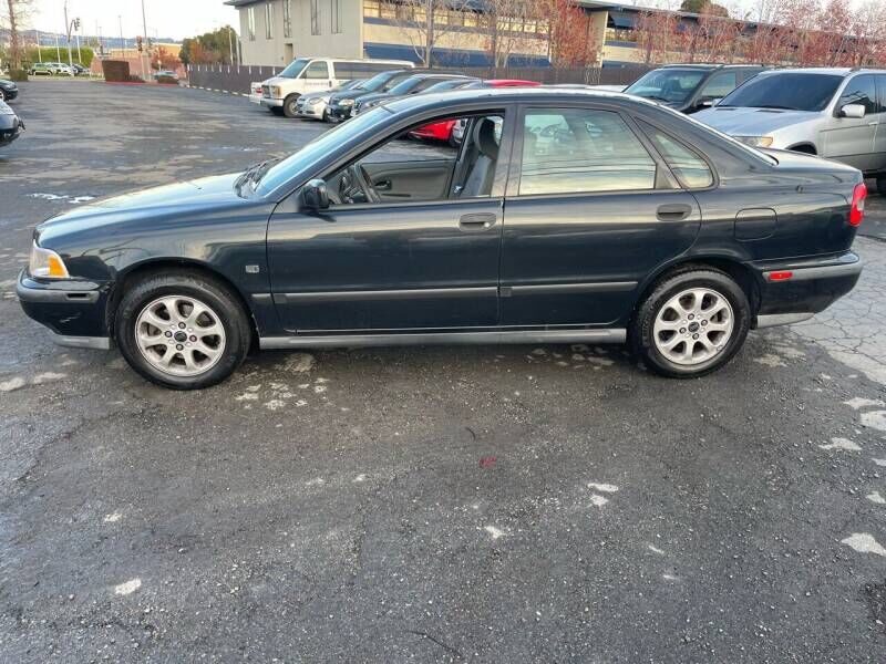 Volvo S40