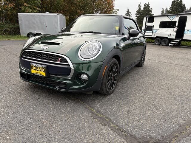 MINI Cooper Convertible