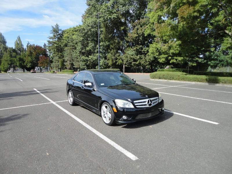 2009 MERCEDES-BENZ C-Class
