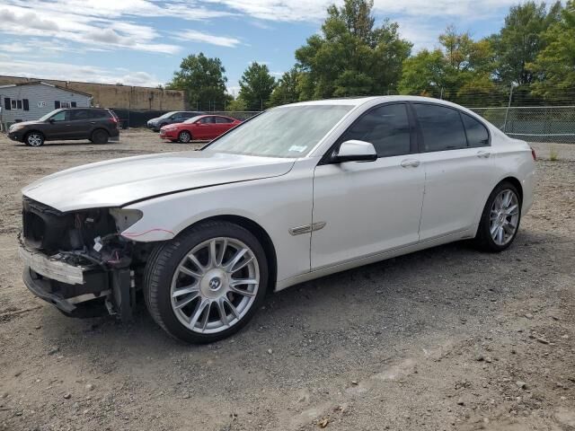 BMW 750i