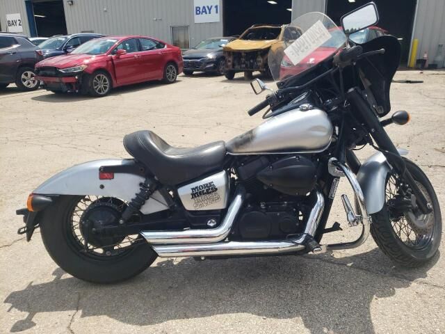 Honda VT750 (Shadow Phantom)
