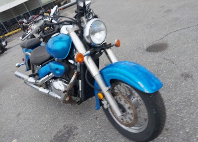 Suzuki VL800