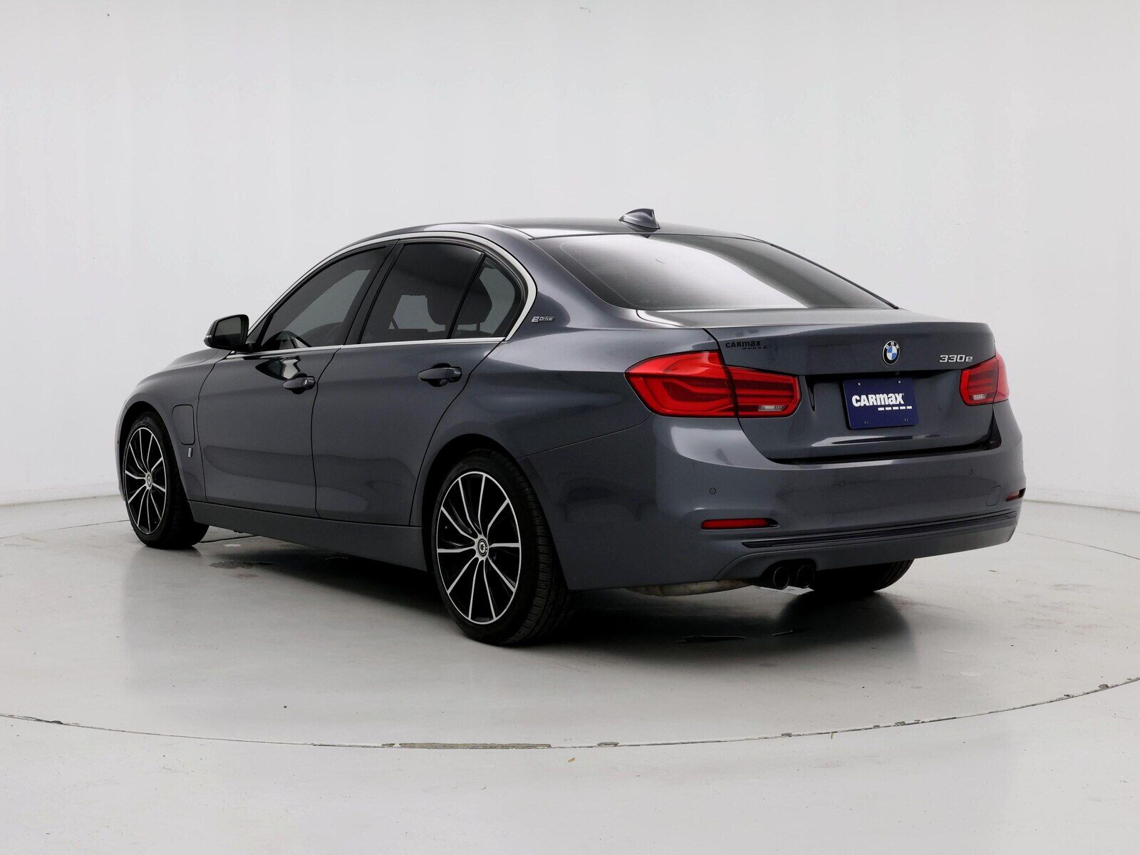 2017 BMW 330e