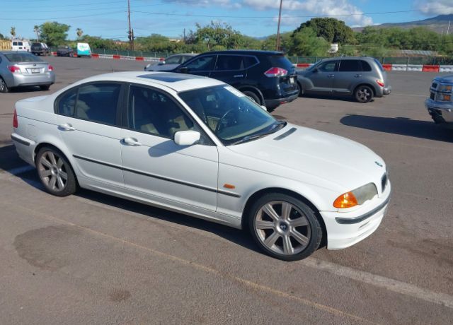 BMW 323i