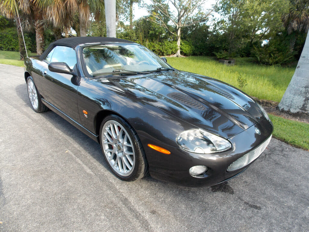 Jaguar XK