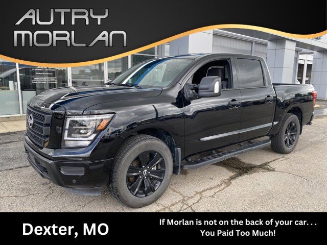 2024 NISSAN Titan