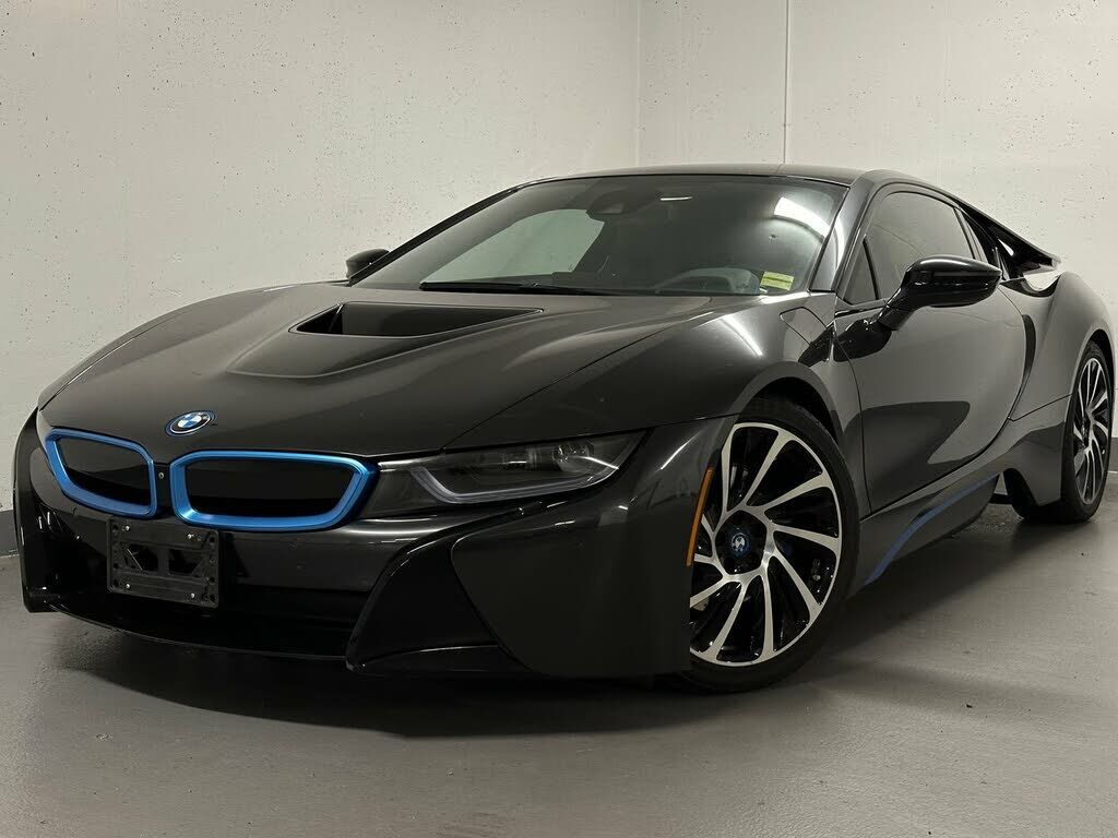 BMW i8