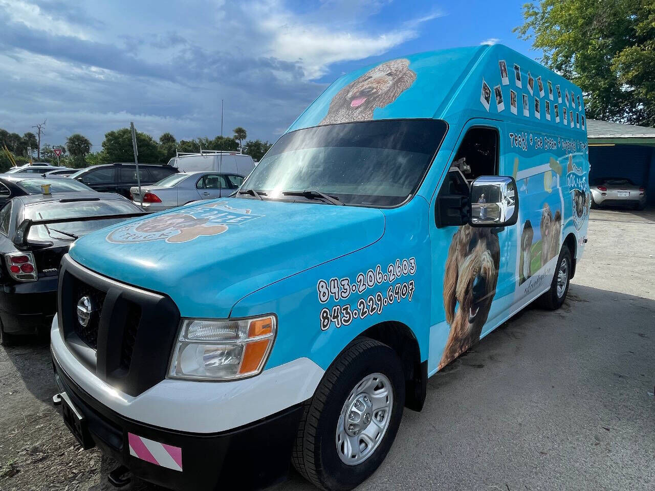 2014 NISSAN NV