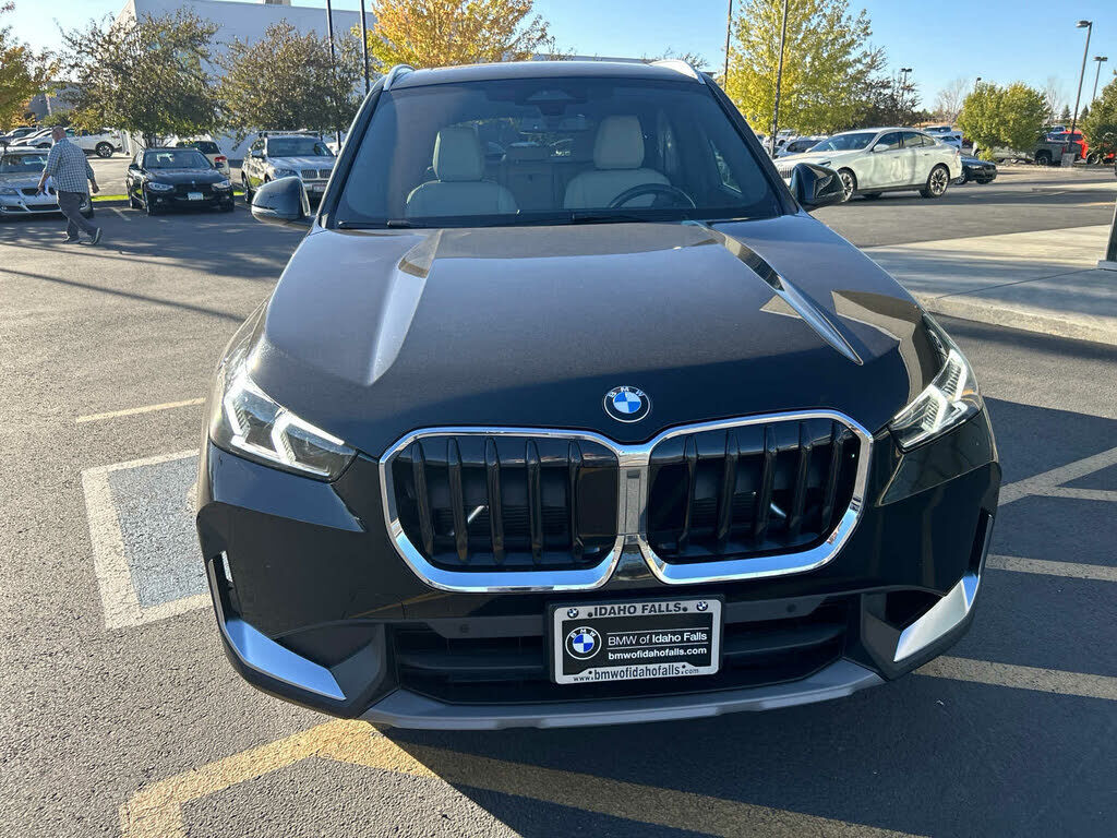 2023 BMW X1