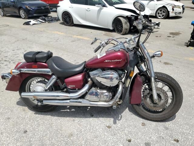 Honda VT750 (Shadow Aero)