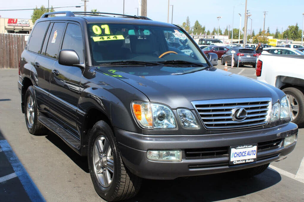 Lexus LX